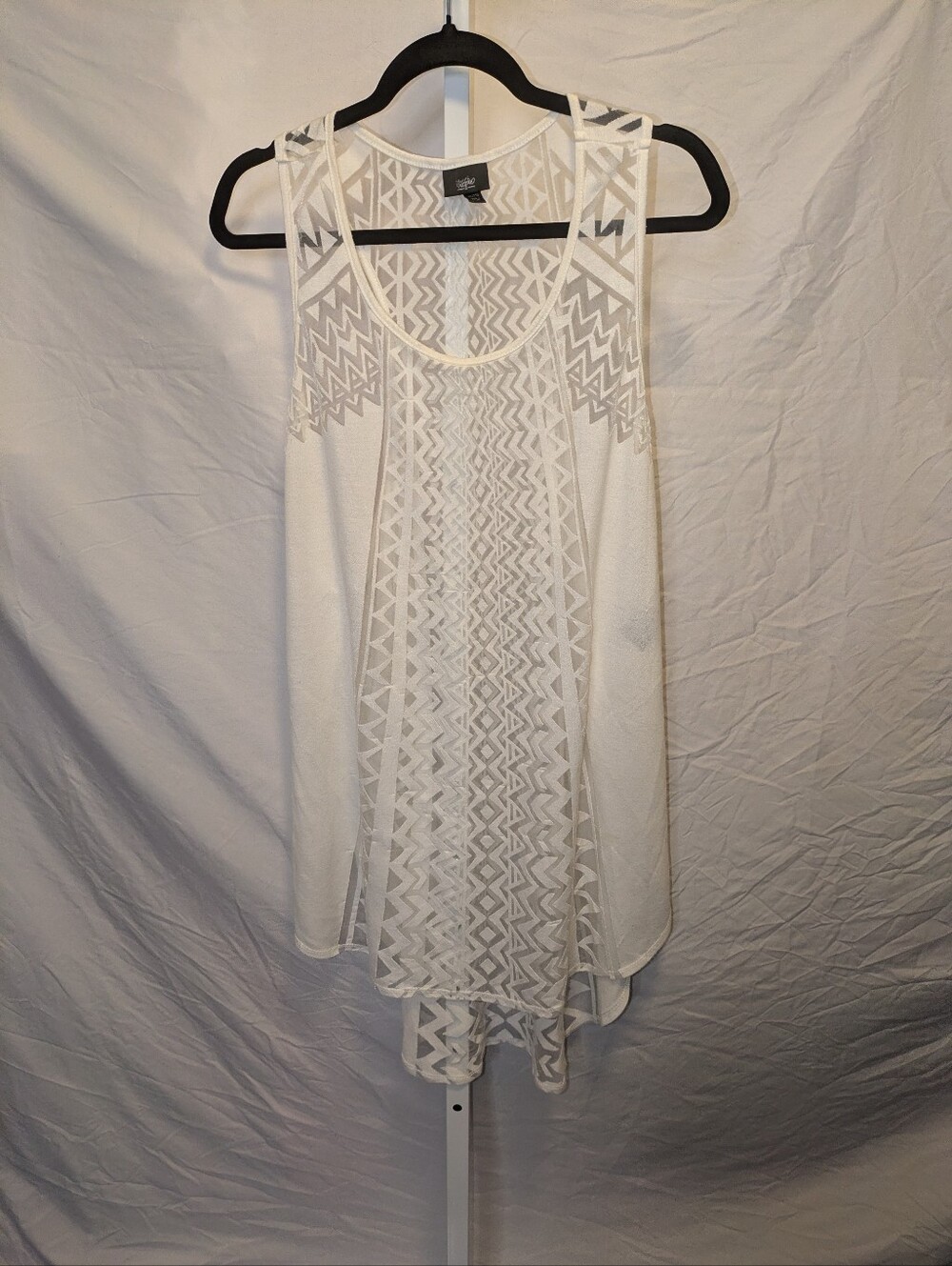 Title: Mossimo White Geometric Sheer Mesh High-Low Tank Top - Size XXL